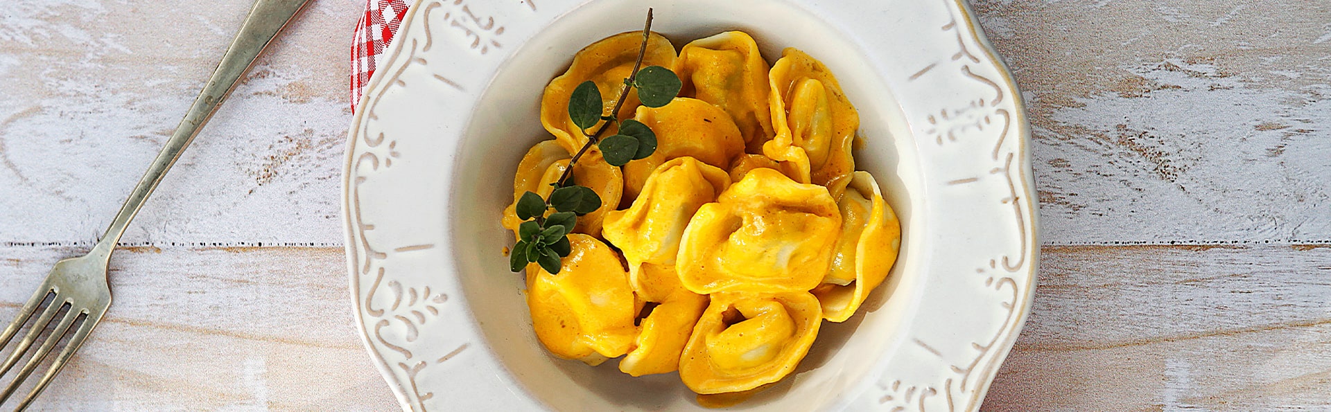 receta tortellinis en salsa de aji amarillo