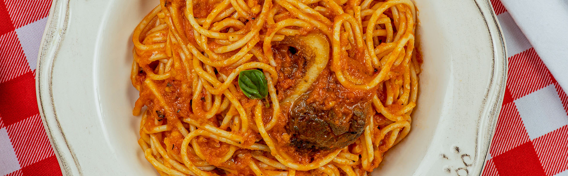 receta de spaghetti con salsa napolitana y osobuco