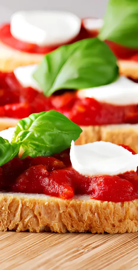 bruschetta italiana con salsa pomarola pizza y mozzarella.