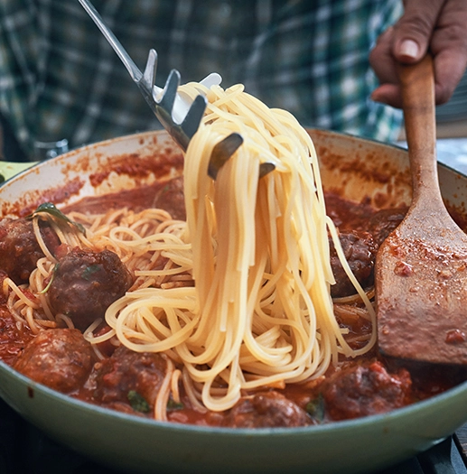preparar spaghetti al sarten o en wok
