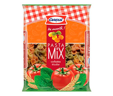 paquete con pasta corbatas tricolor de la marca carozzi