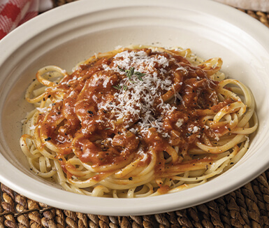 spaghetti con salsa boloñesa